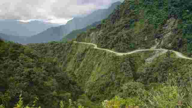 Camino a los Yungas