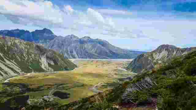 Sally Tarns Track